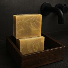 Haarseife Ghassoul Heilerde | handgesiedete Naturseife mit Bio-Avocado&ouml;l &amp; Kakaobutter | bei fettigem Haar &amp; Unreinheiten | vegan | 100 g